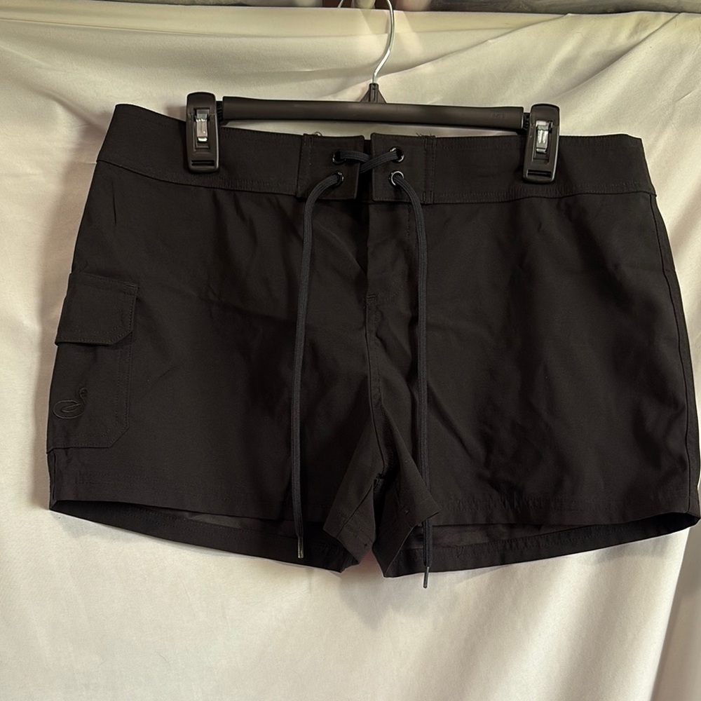 MM281 Women's Black Athletic Shorts with Drawstring